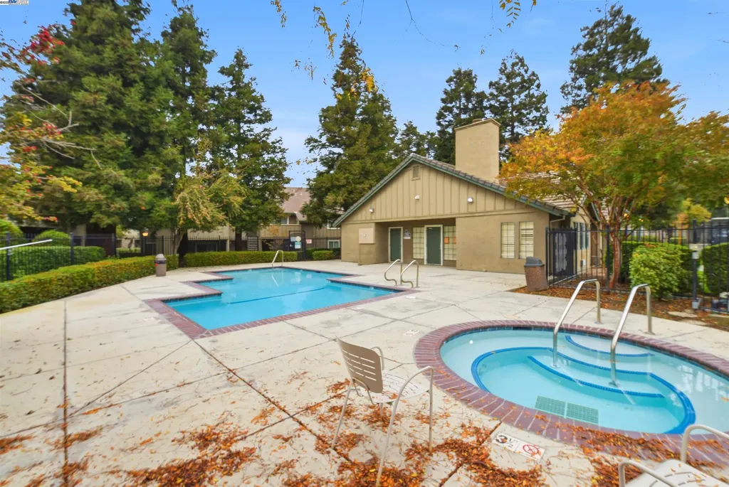 2131 Lakeview Circle Pittsburg CA 94565