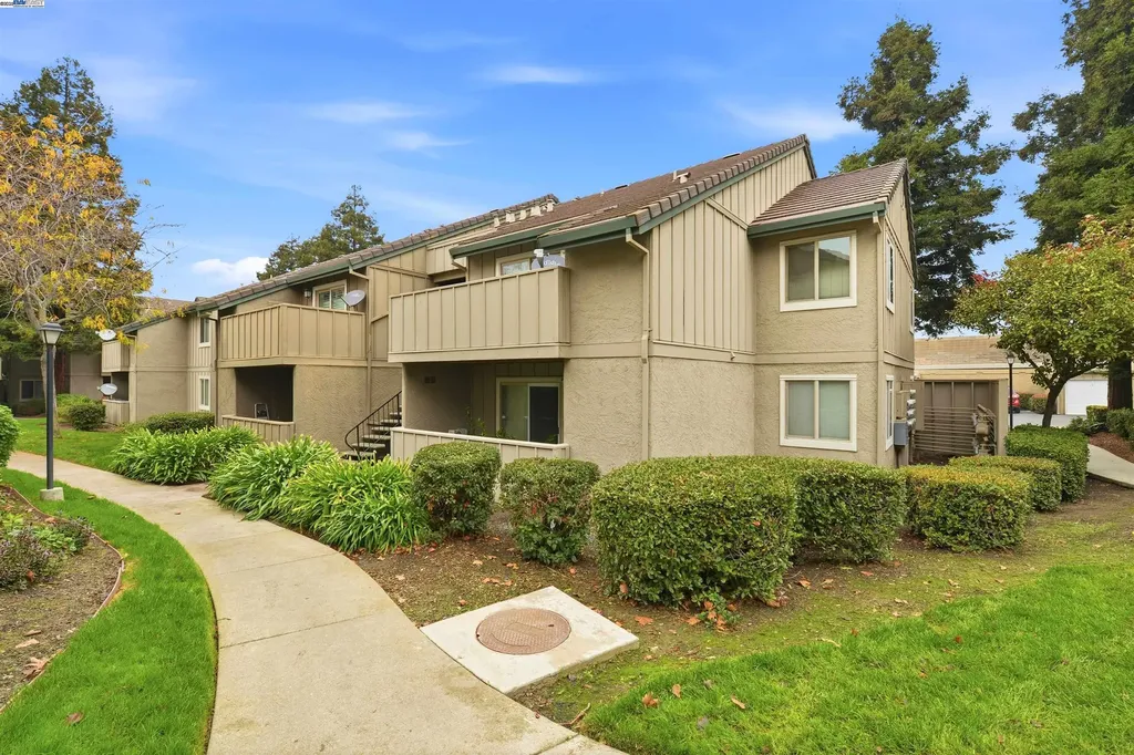 2131 Lakeview Circle Pittsburg CA 94565