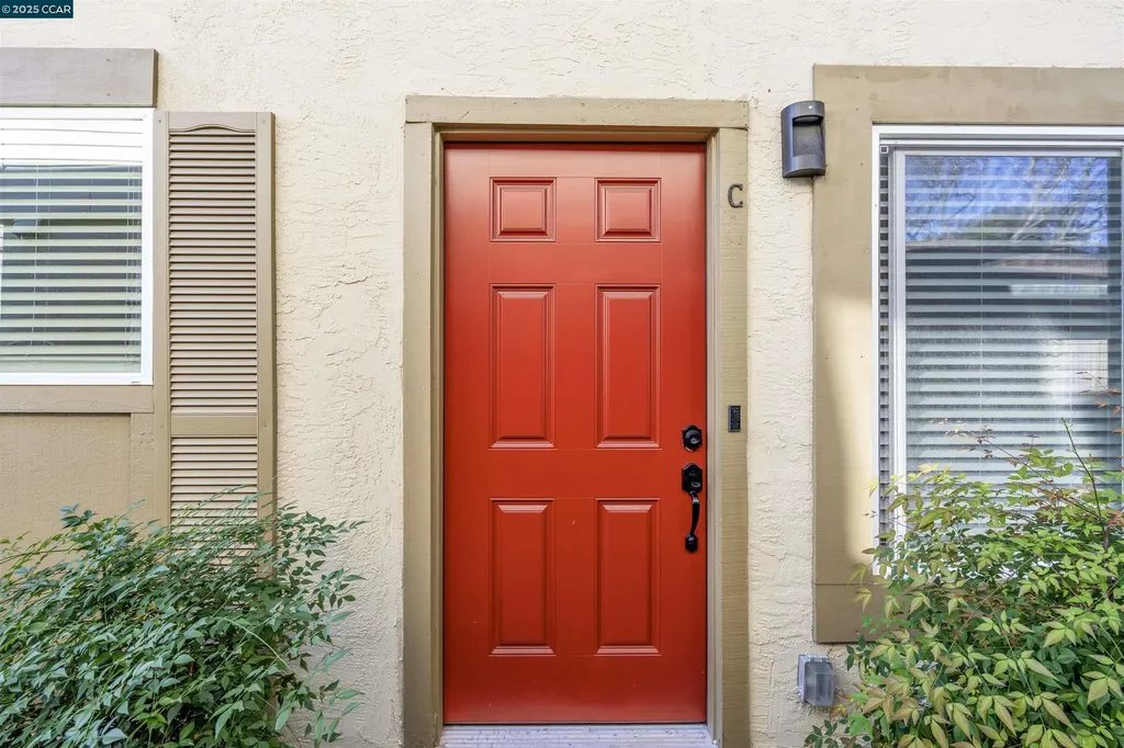 2593 El Portal Drive San Pablo CA 94806