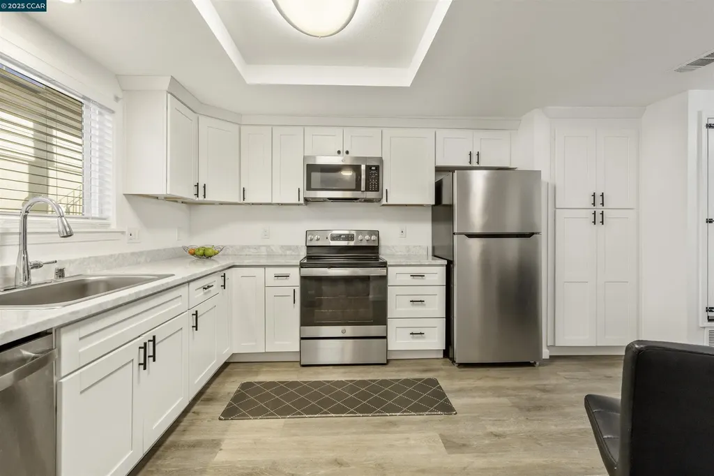 2593 El Portal Drive San Pablo CA 94806