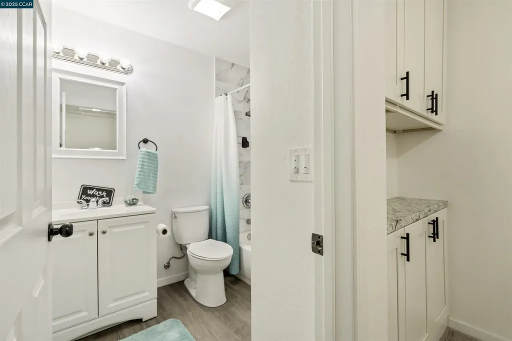 2593 El Portal Drive San Pablo CA 94806