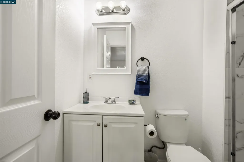 2593 El Portal Drive San Pablo CA 94806