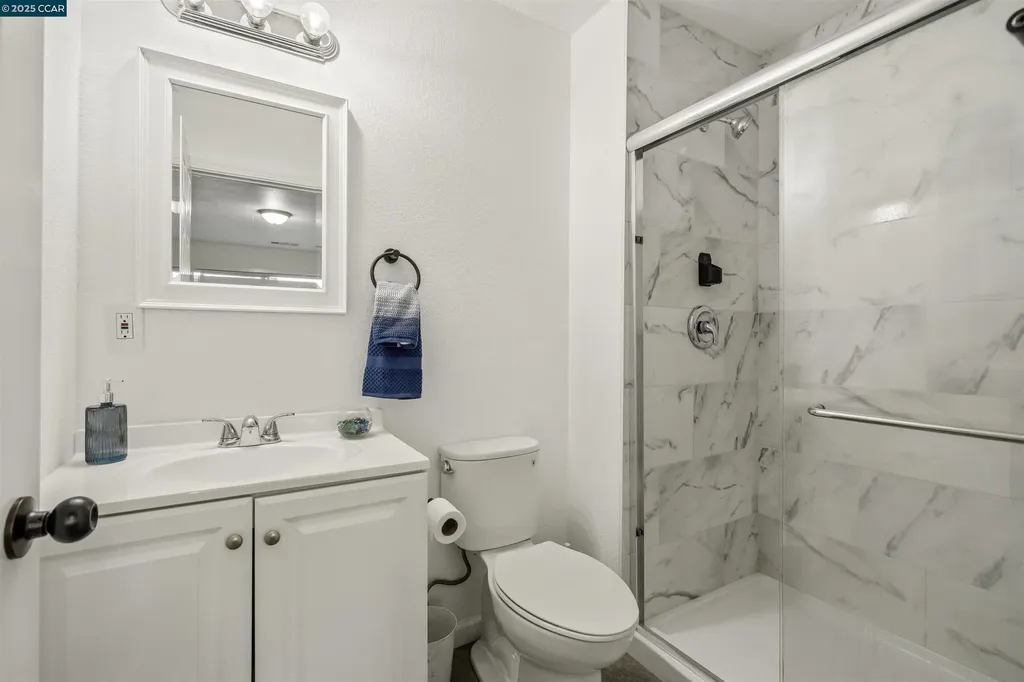 2593 El Portal Drive San Pablo CA 94806