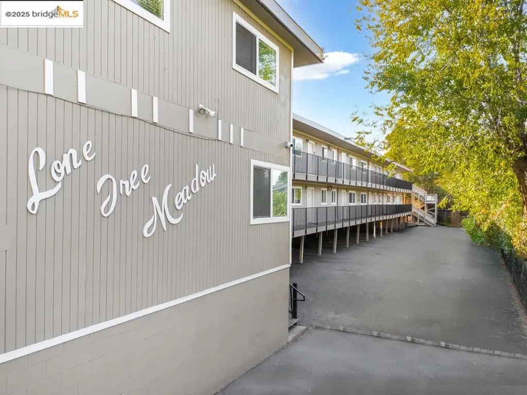 3126 Lone Tree Way Antioch CA 94509