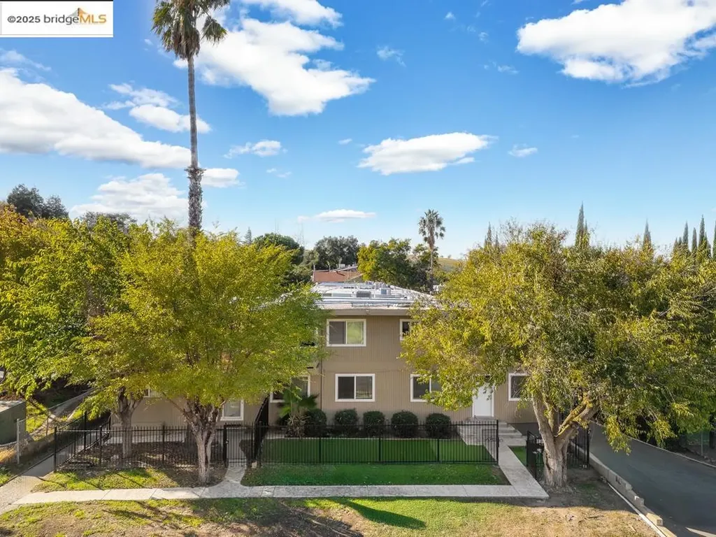 3126 Lone Tree Way Antioch CA 94509
