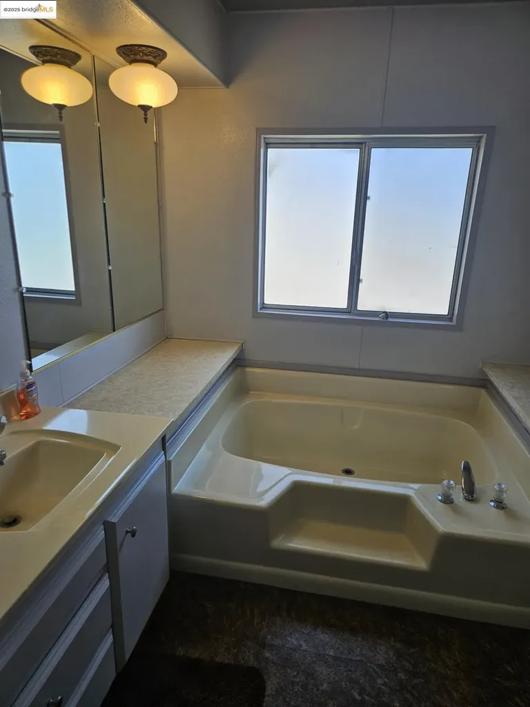 3250 Stone Road Bethel Island CA 94511