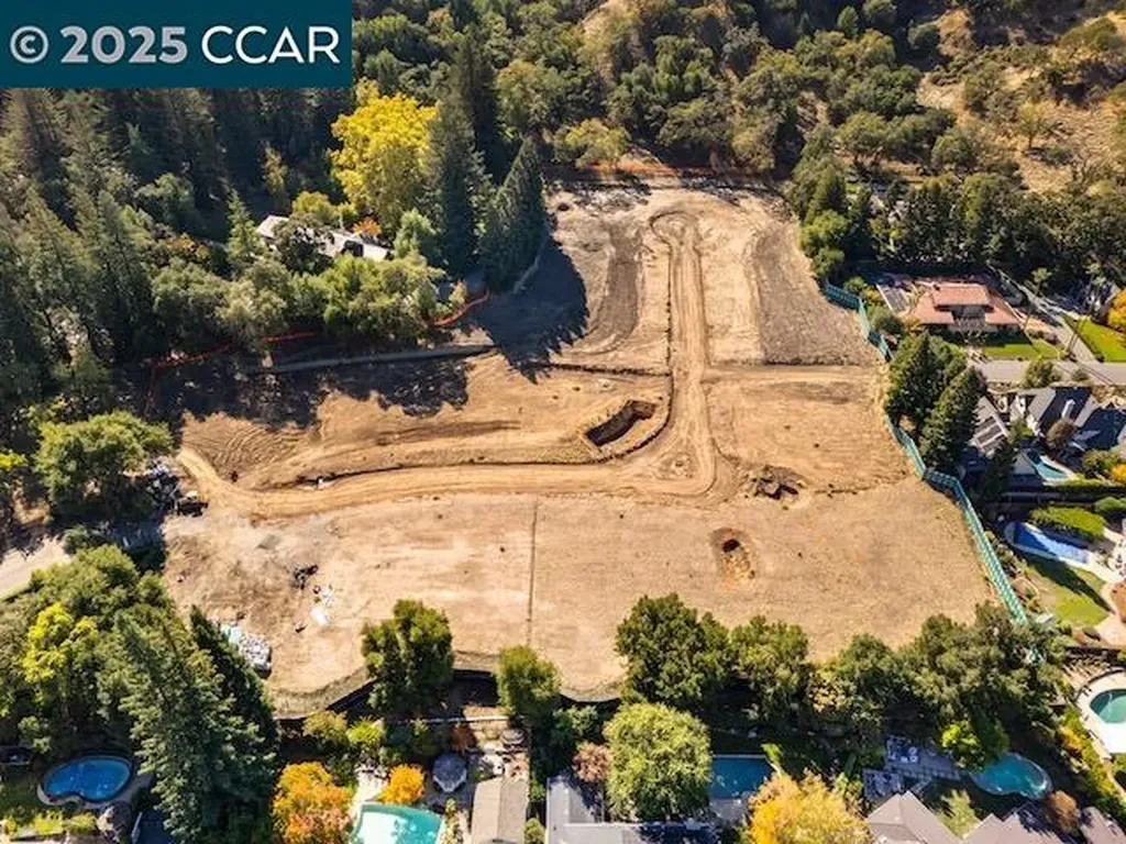 80 Dot Drive Alamo CA 94507