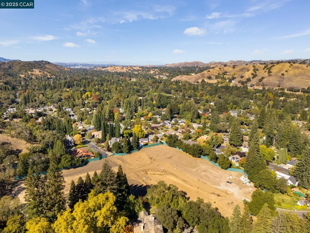 70 Dot Drive Alamo CA 94507