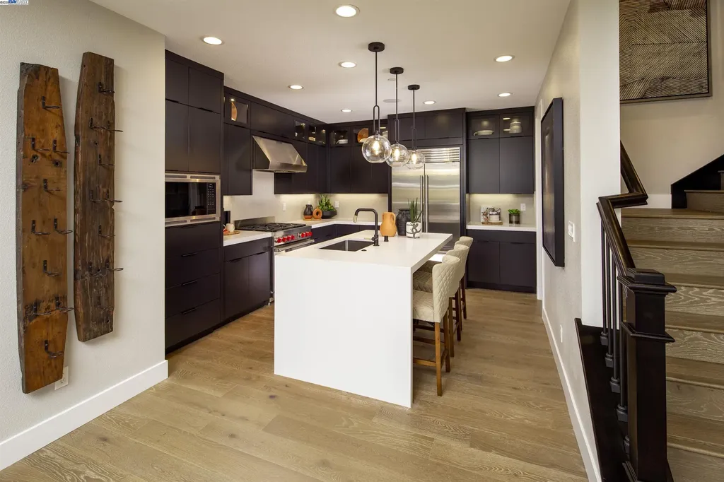 352 Waypoint Drive Napa CA 94558