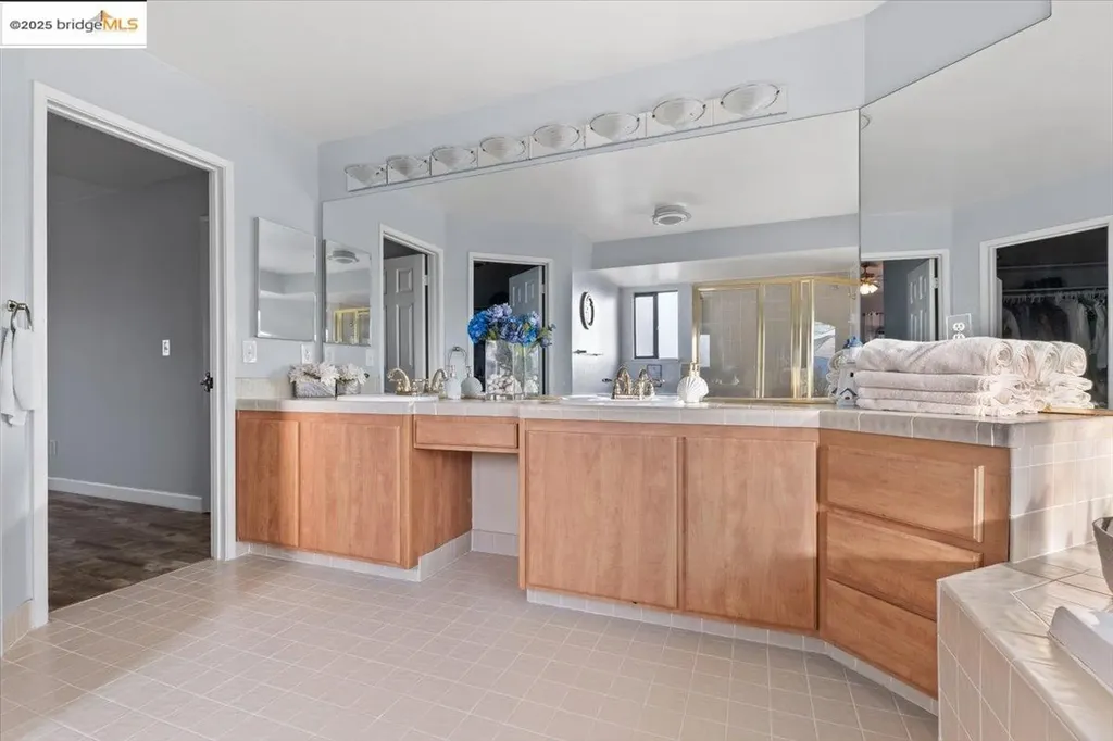 4681 Spinnaker Way Discovery Bay CA 94505