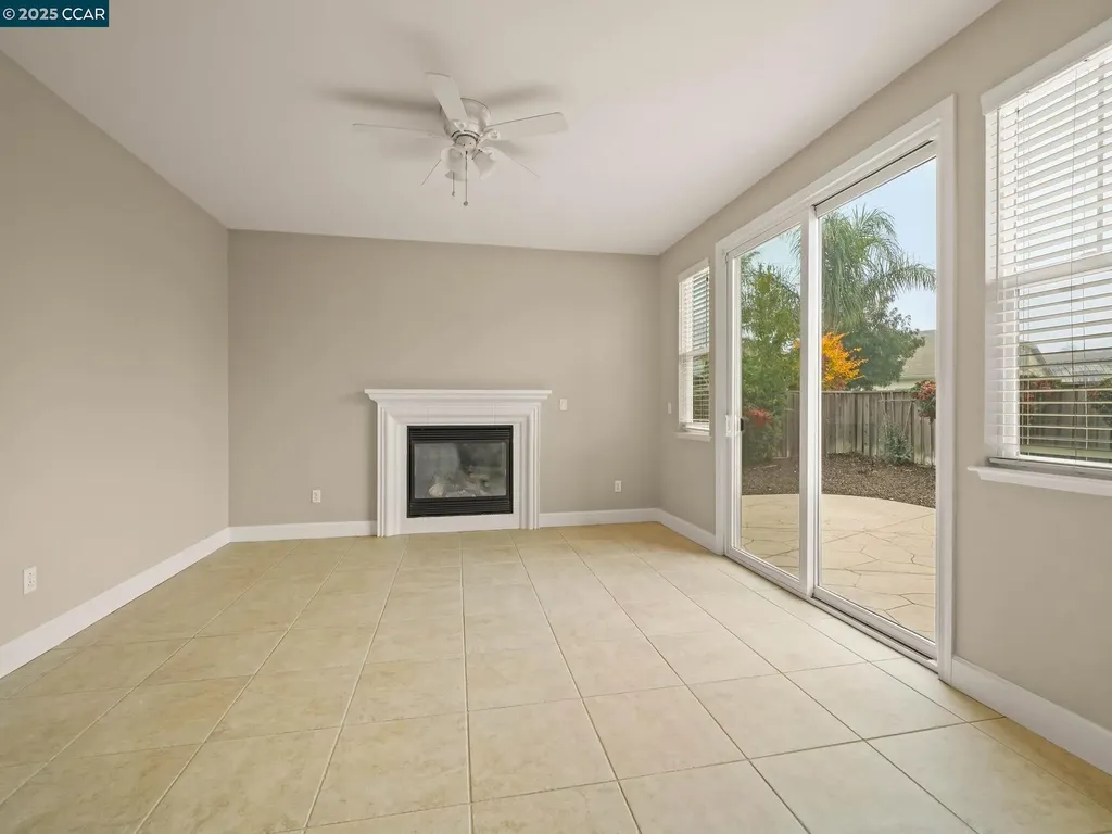 929 Painted Shore Court Oakley CA 94561