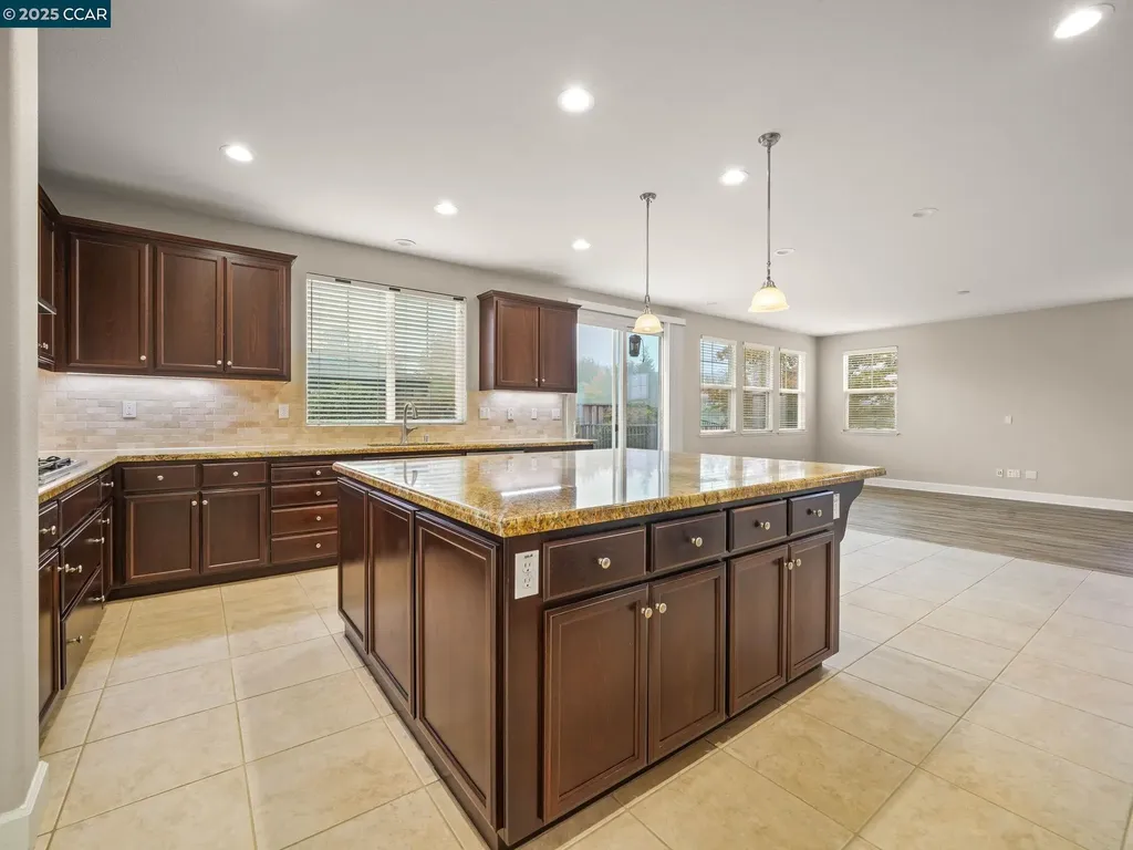 929 Painted Shore Court Oakley CA 94561