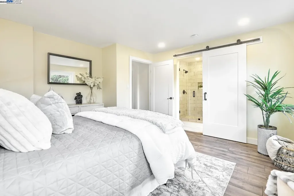 100 Sonia Street Oakland CA 94618