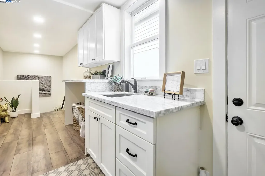 100 Sonia Street Oakland CA 94618