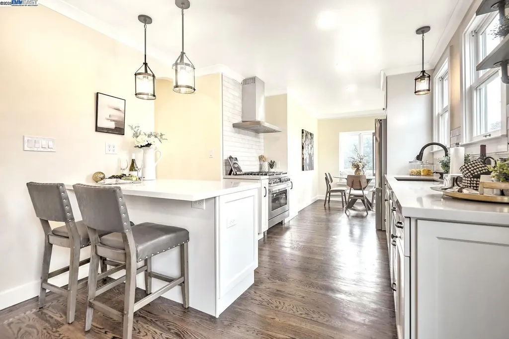 100 Sonia Street Oakland CA 94618