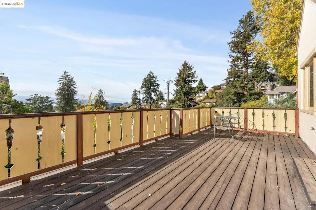 1444 Scenic Avenue Berkeley CA 94708