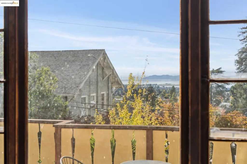 1444 Scenic Avenue Berkeley CA 94708