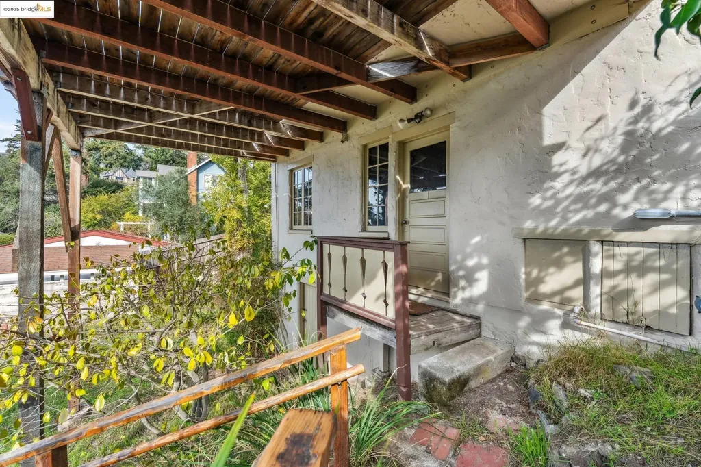 1444 Scenic Avenue Berkeley CA 94708