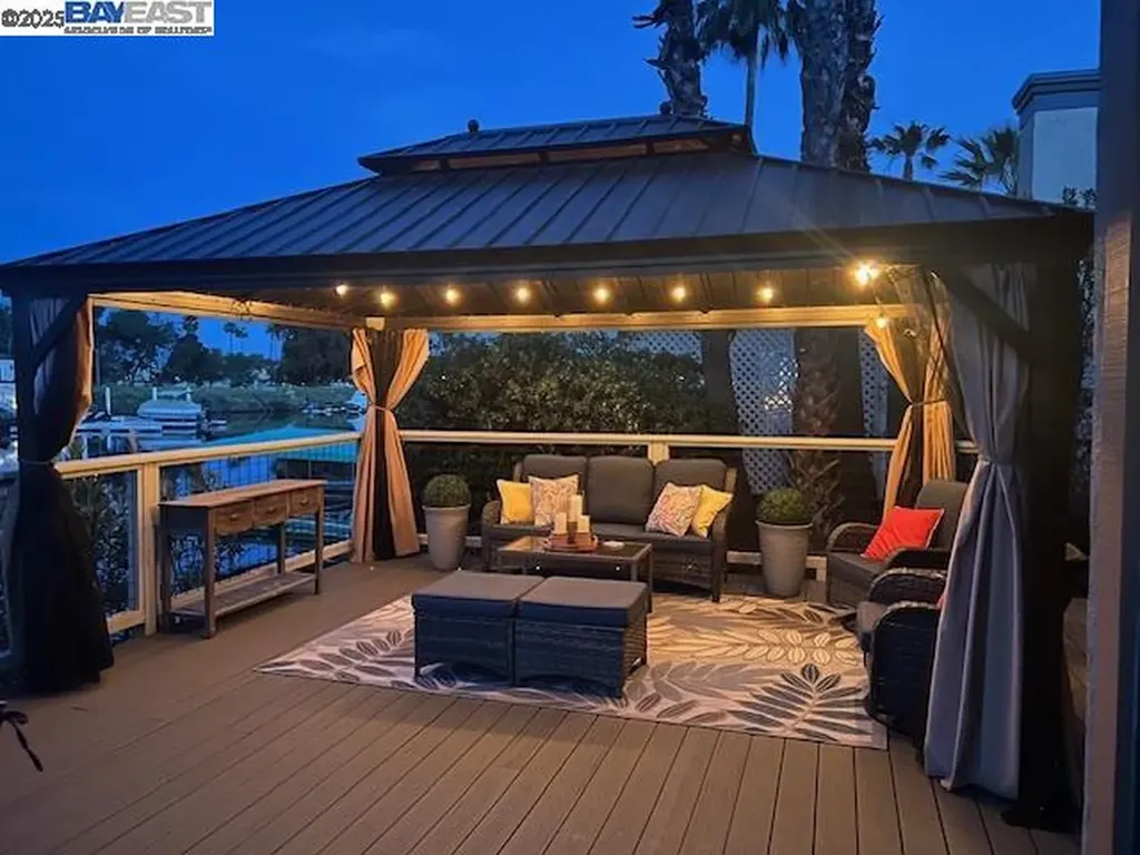 2287 Cove Court Discovery Bay CA 94505