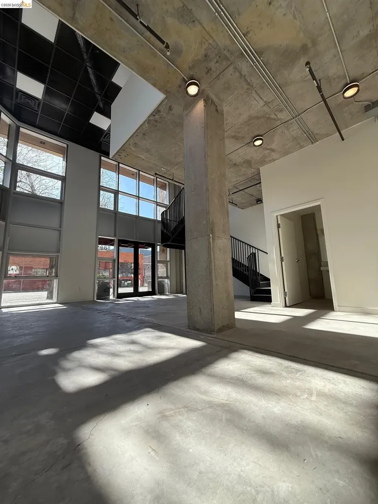899 Clay Street Oakland CA 94607