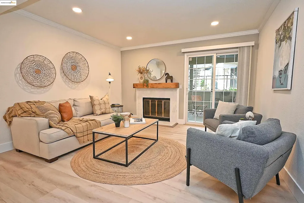 550 Canyon Oaks Drive Oakland CA 94605