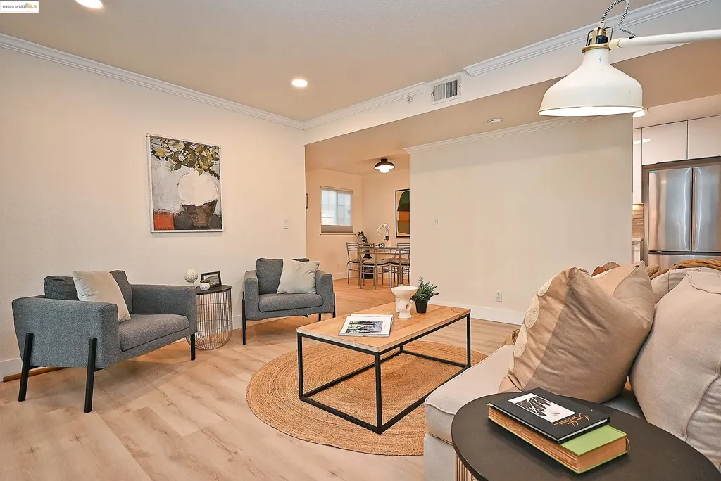 550 Canyon Oaks Drive Oakland CA 94605