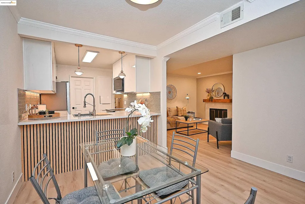 550 Canyon Oaks Drive Oakland CA 94605