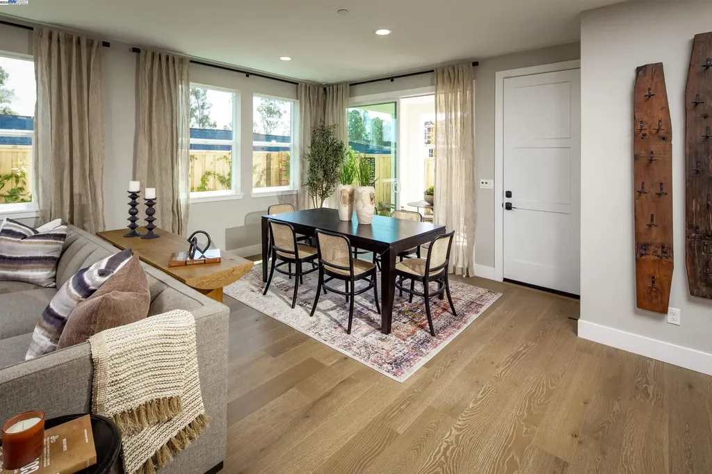 344 Waypoint Drive Napa CA 94558