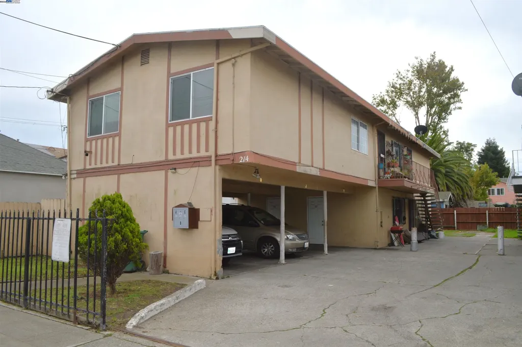 214 Barrett Avenue Richmond CA 94801