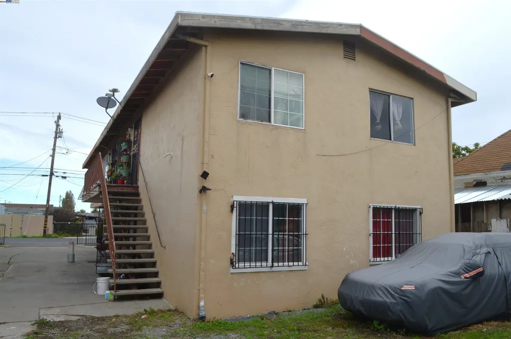 214 Barrett Avenue Richmond CA 94801