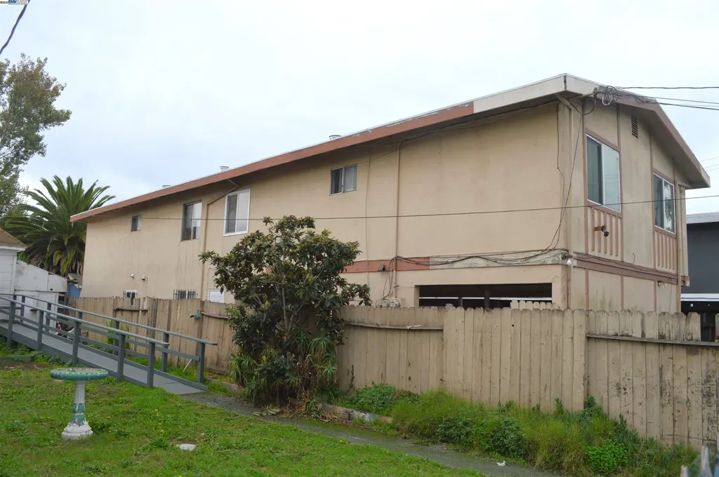 214 Barrett Avenue Richmond CA 94801