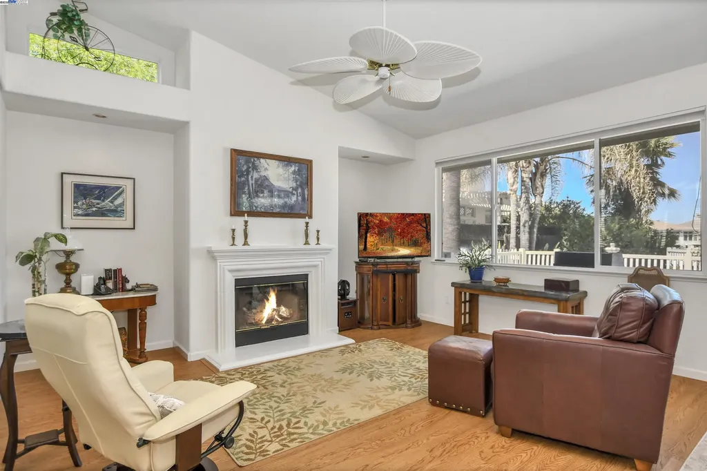 1989 Newport Drive Discovery Bay CA 94505