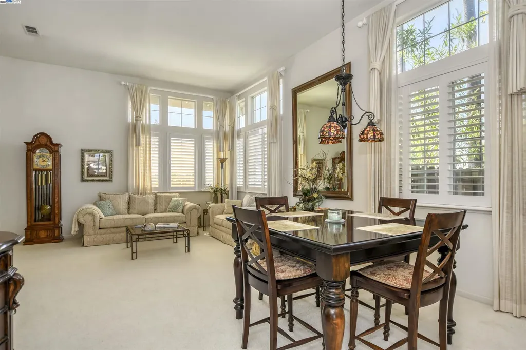 1989 Newport Drive Discovery Bay CA 94505