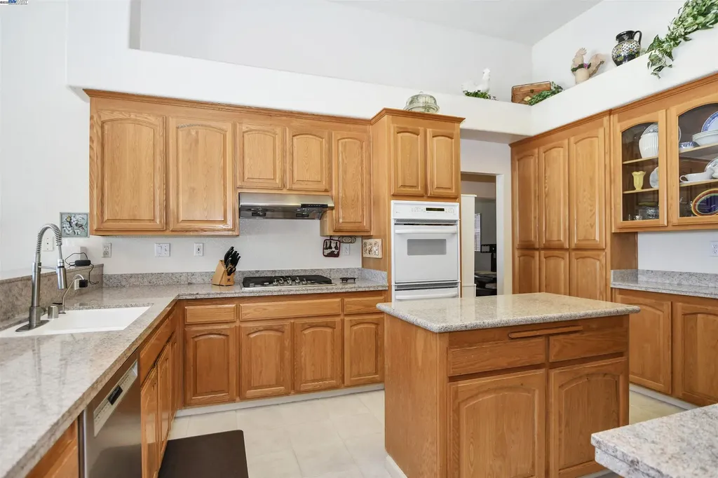 1989 Newport Drive Discovery Bay CA 94505