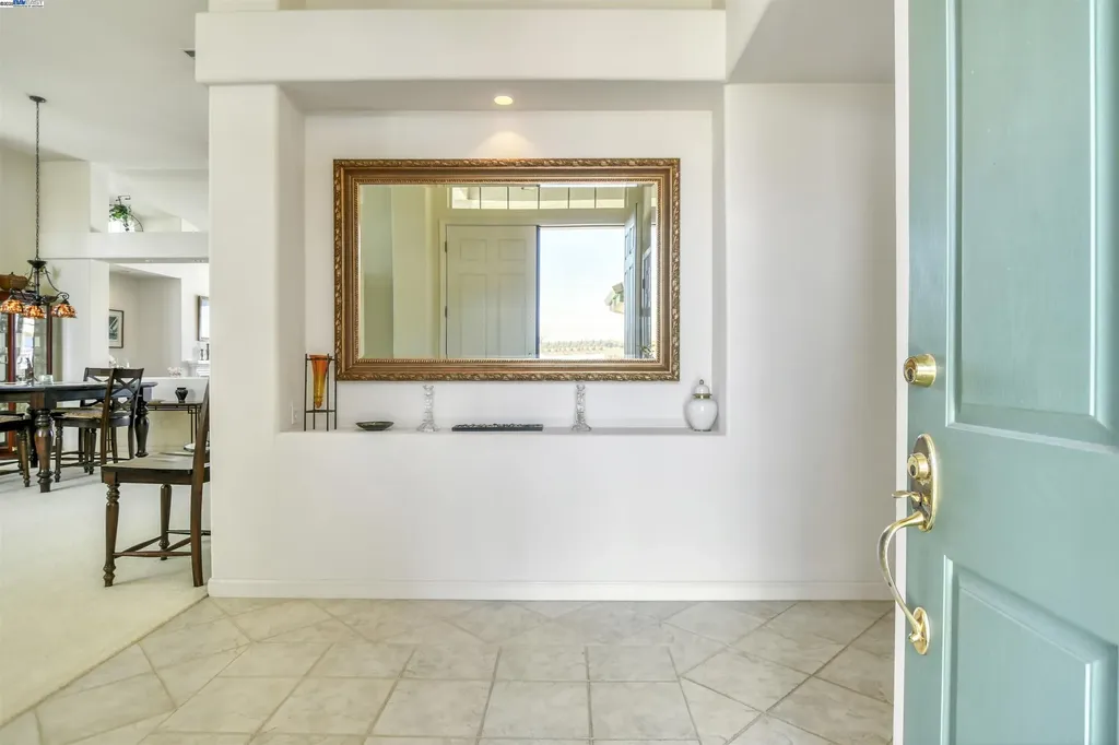 1989 Newport Drive Discovery Bay CA 94505