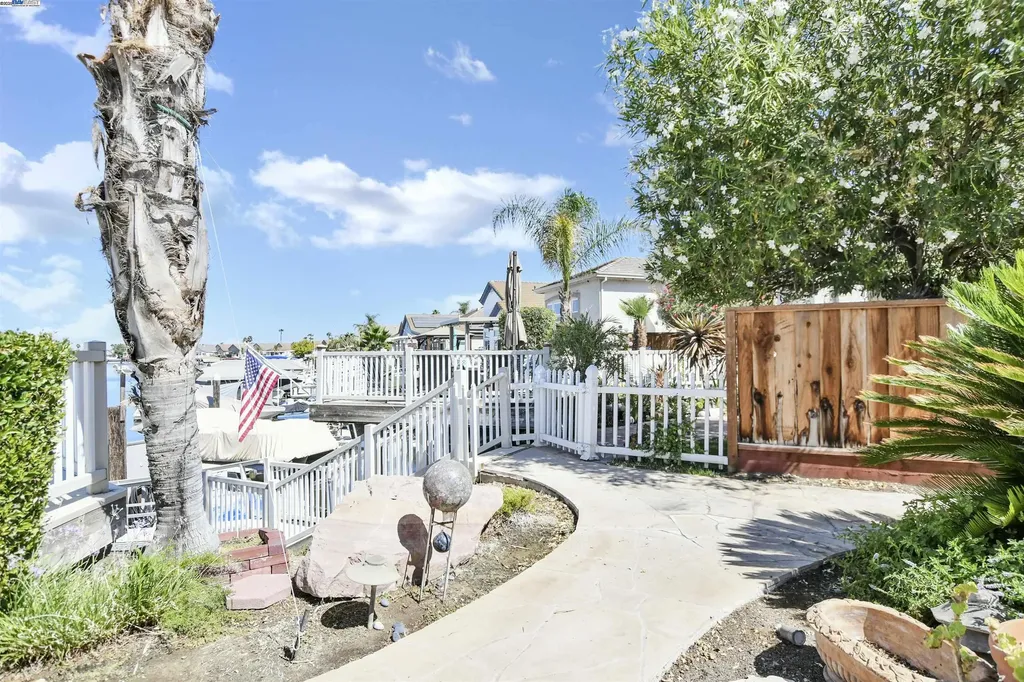 1989 Newport Drive Discovery Bay CA 94505