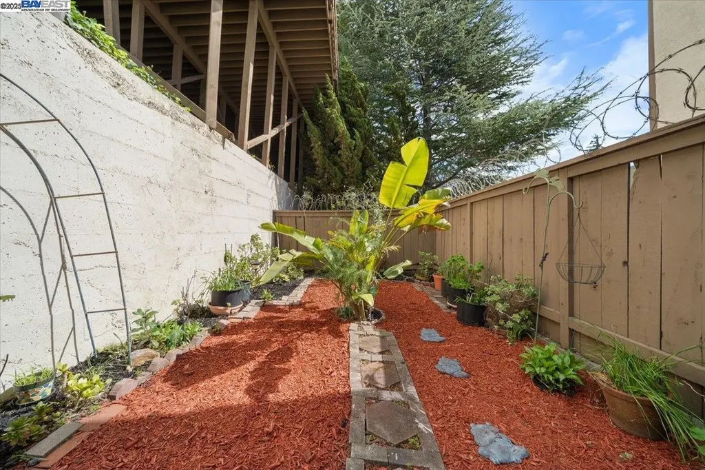 2500 Miramar Avenue Castro Valley CA 94546