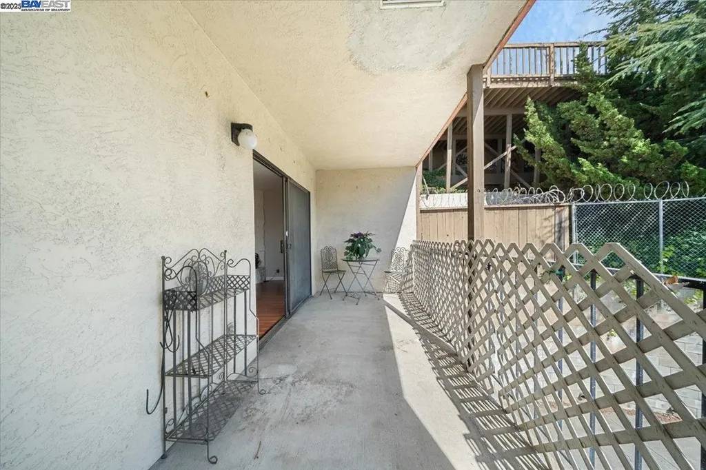 2500 Miramar Avenue Castro Valley CA 94546