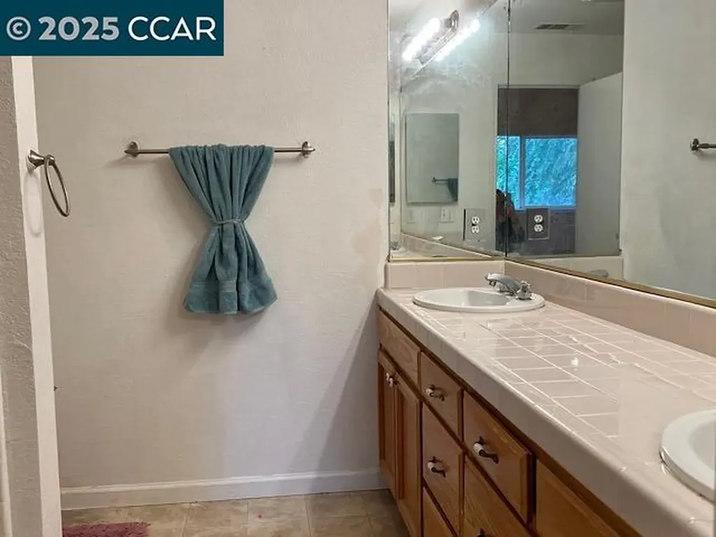 1936 Garden Court Antioch CA 94509