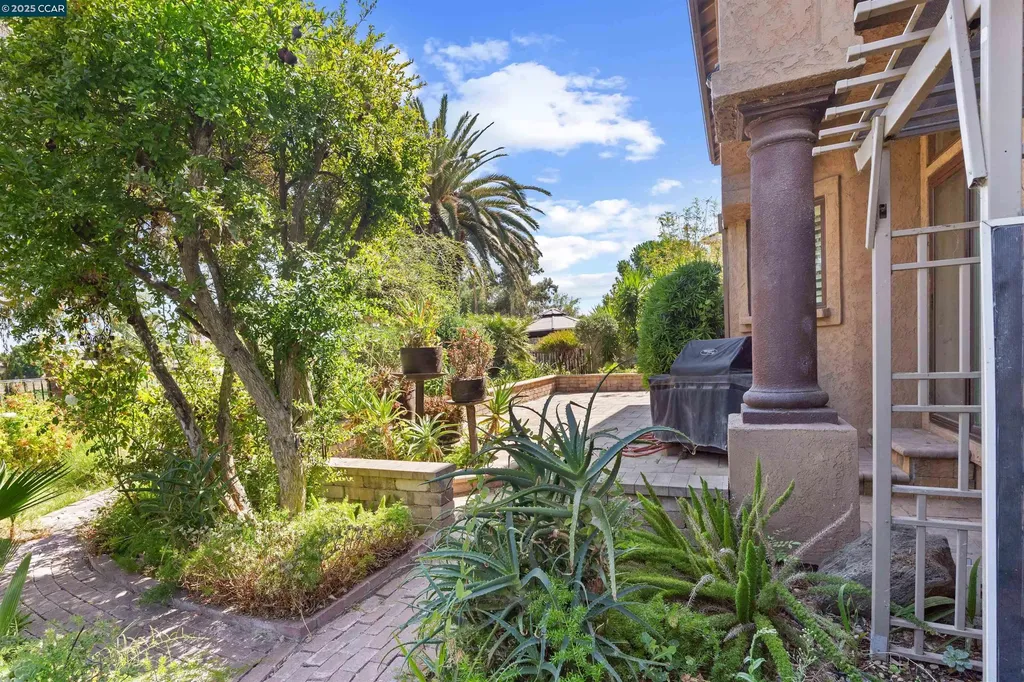 5541 Lanai Court Discovery Bay CA 94505