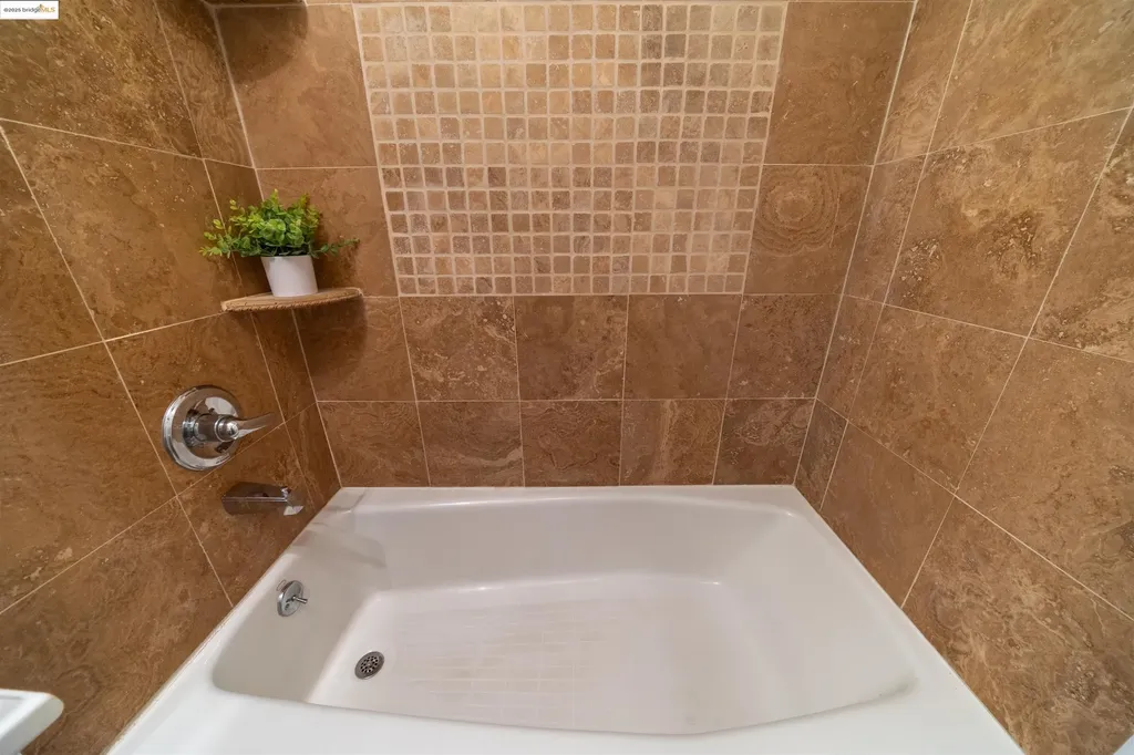 661 Peralta Avenue Unit 3 San Francisco CA 94110
