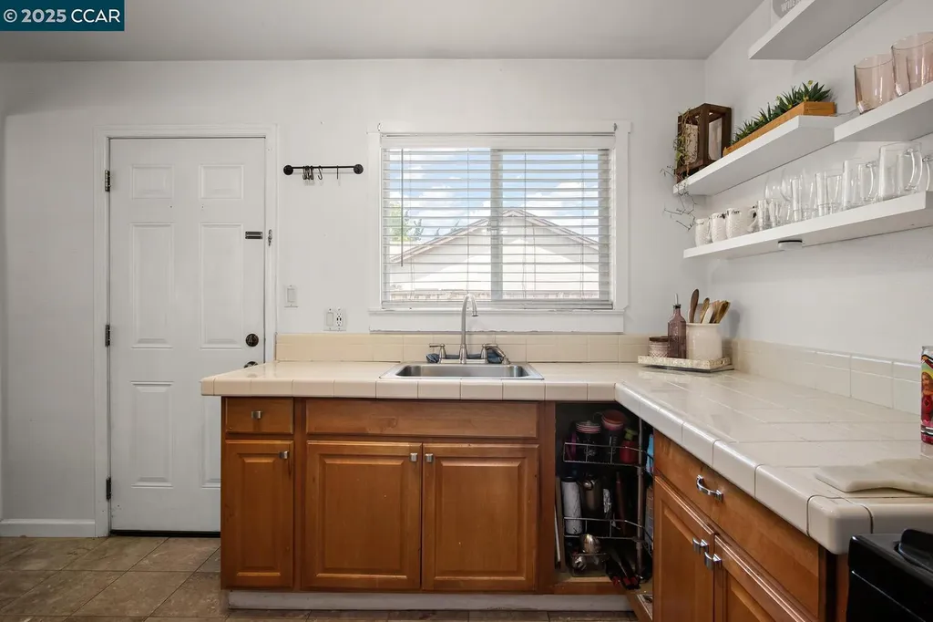 1214 Sereno Drive Vallejo CA 94589