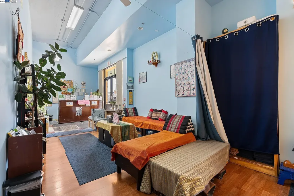 727 San Pablo Avenue Albany CA 94706