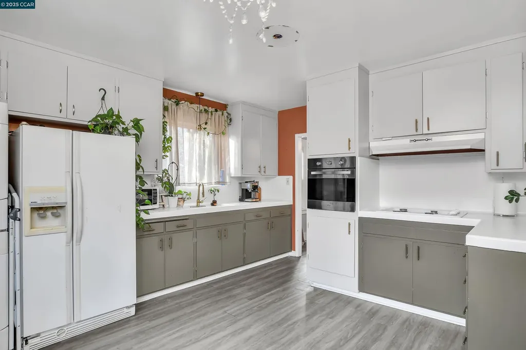 2437 Alhambra Avenue Martinez CA 94553