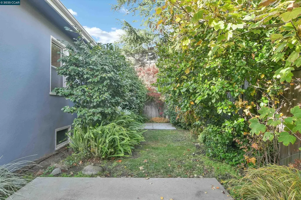 2437 Alhambra Avenue Martinez CA 94553