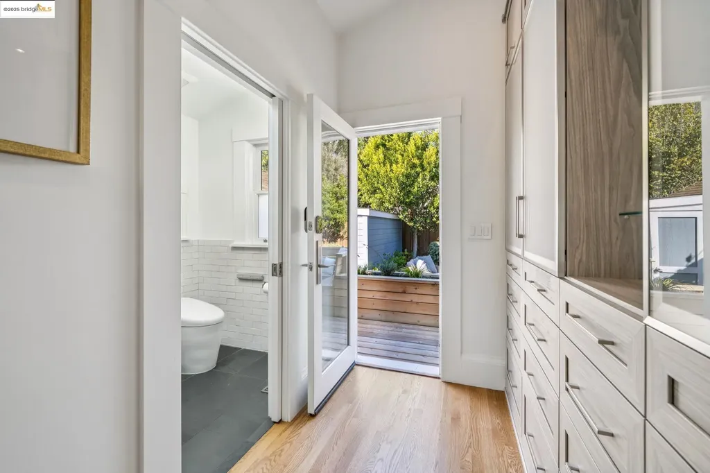 5522 Taft Avenue Oakland CA 94618