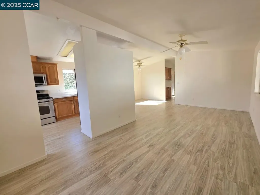 189 Kona Circle Pittsburg CA 94565