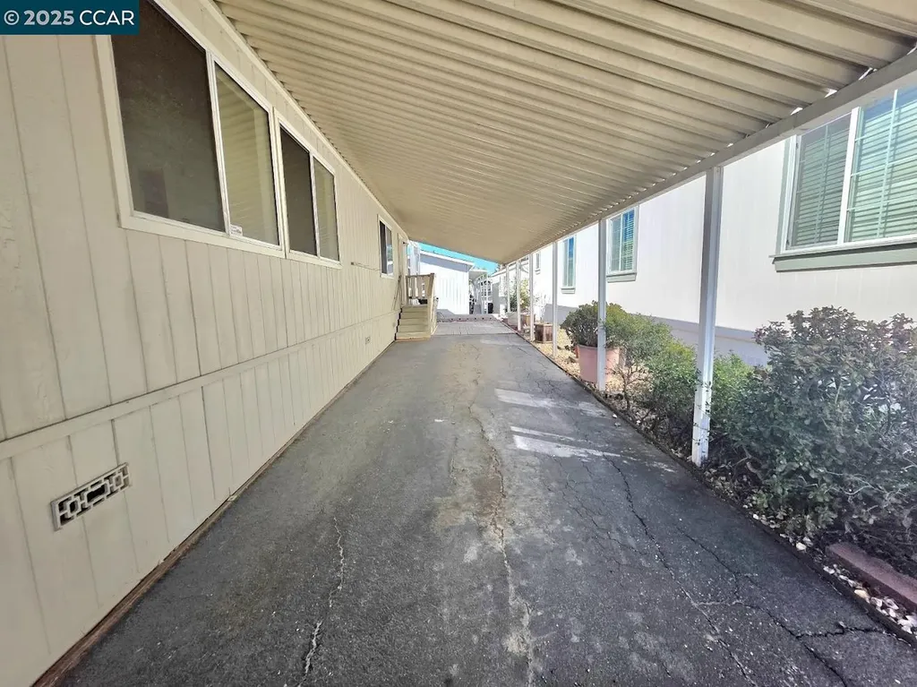 189 Kona Circle Pittsburg CA 94565