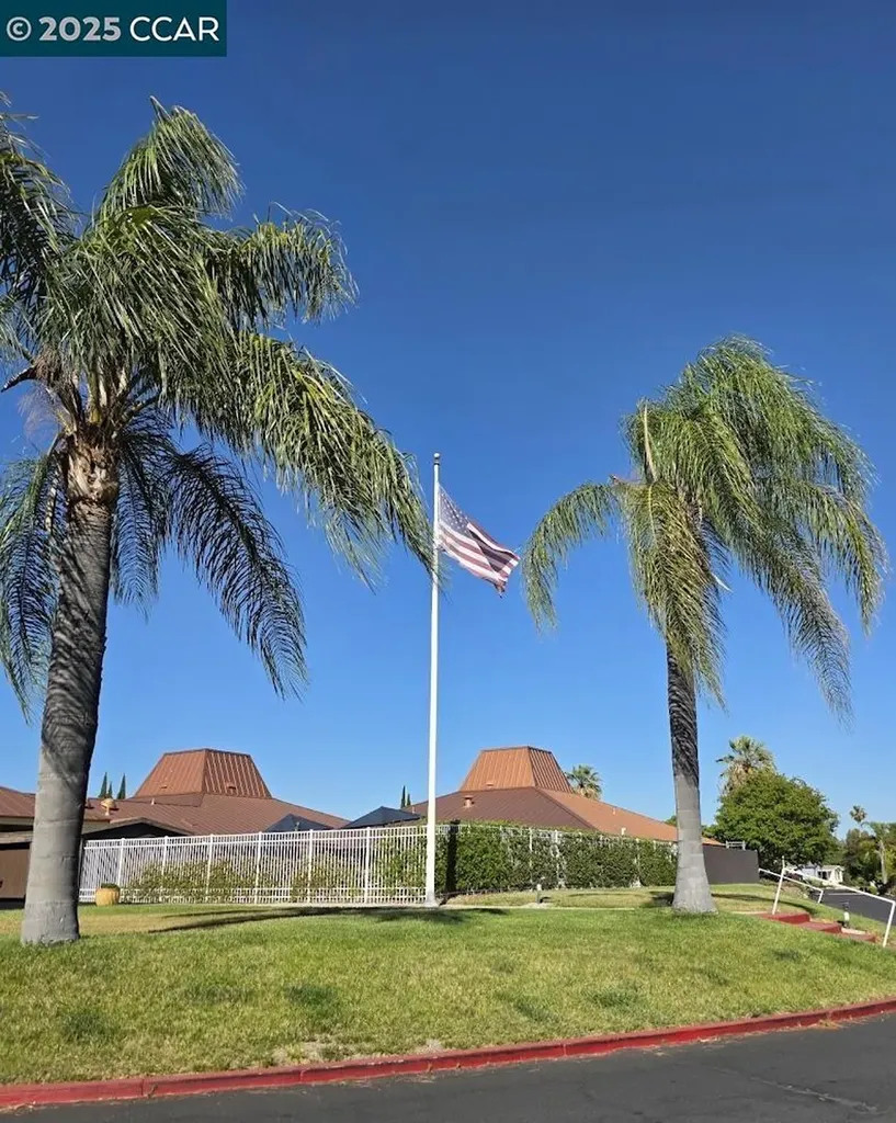 189 Kona Circle Pittsburg CA 94565