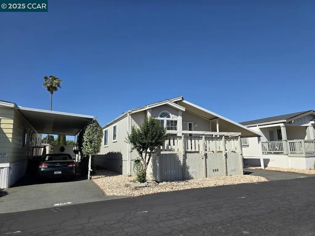 189 Kona Circle Pittsburg CA 94565